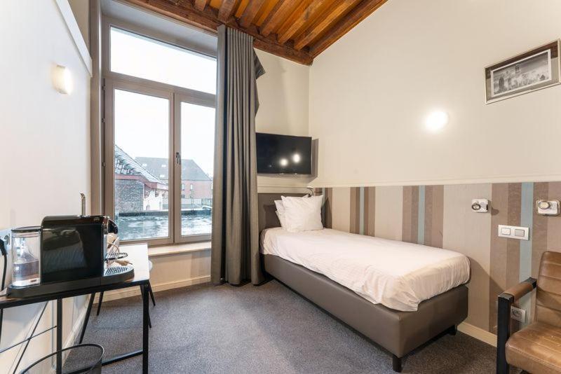 Hotel Karel De Stoute Bruges Exterior photo