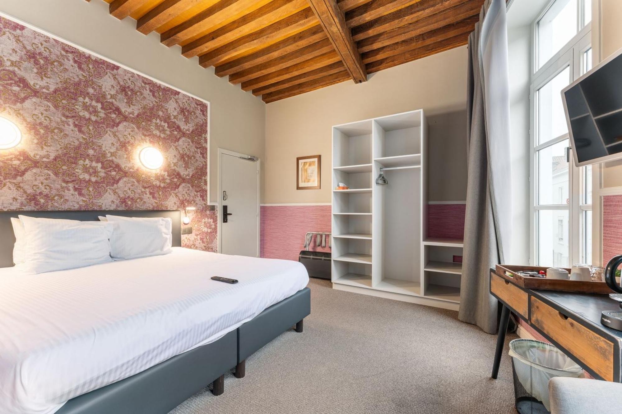Hotel Karel De Stoute Bruges Exterior photo