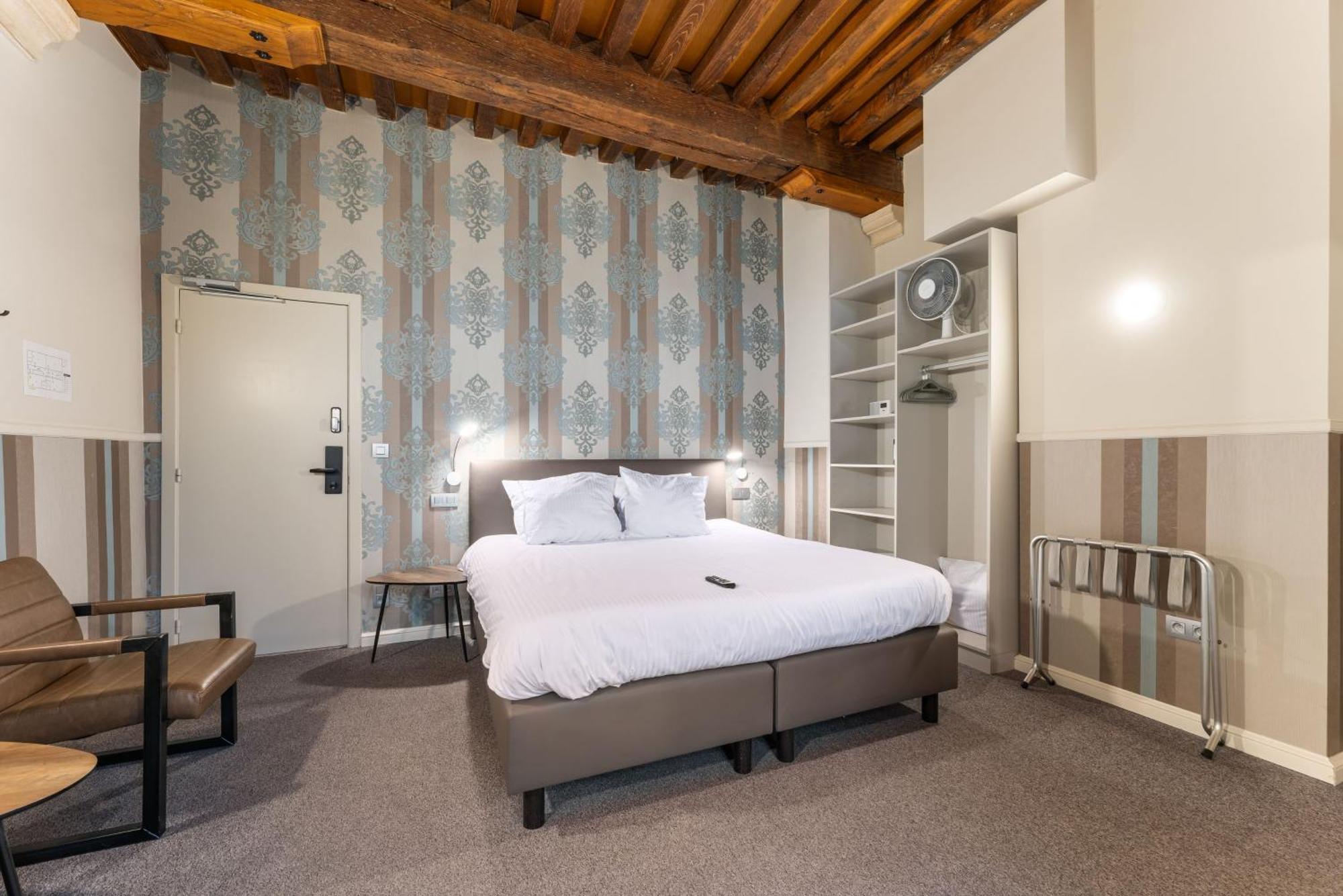 Hotel Karel De Stoute Bruges Exterior photo
