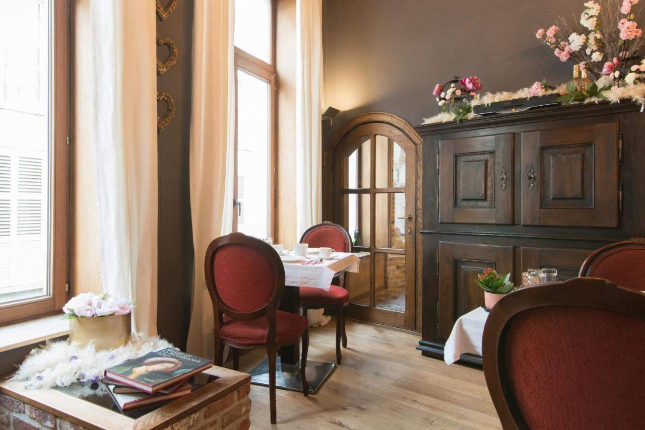 Hotel Karel De Stoute Bruges Exterior photo